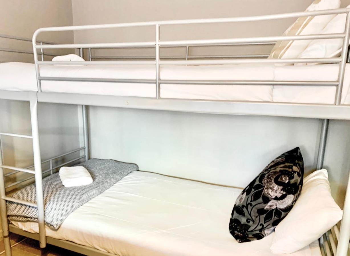 Central City Garden Apartment Кардиф Екстериор снимка