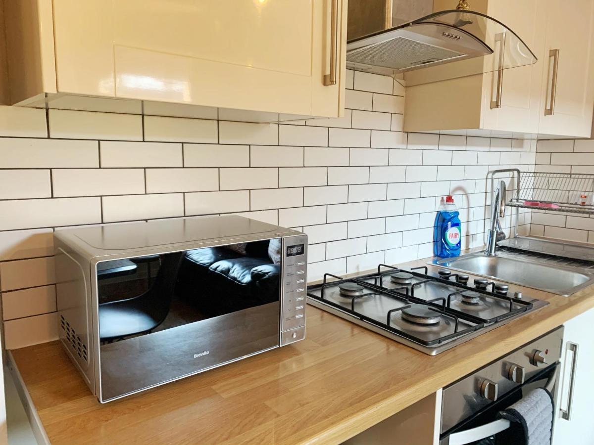 Central City Garden Apartment Кардиф Екстериор снимка